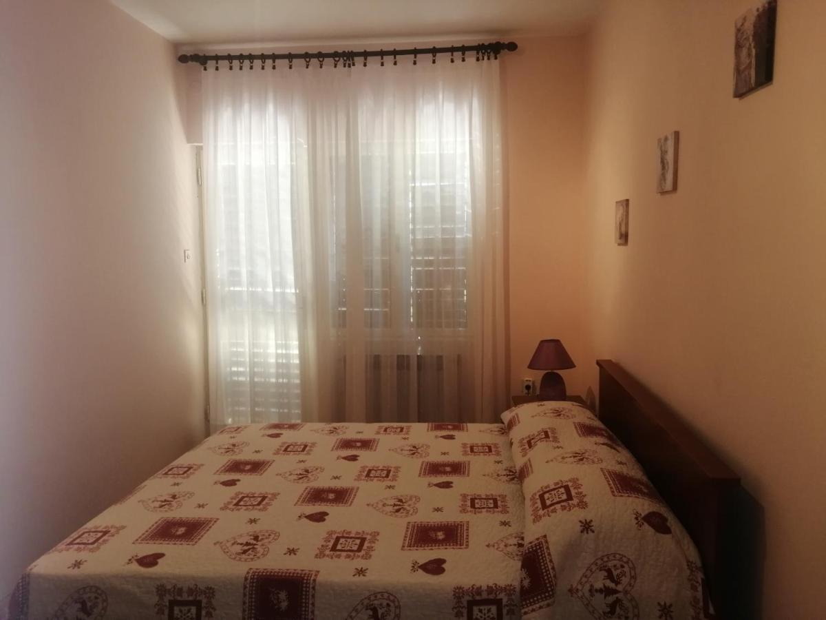 Apartment Vera, 80 M From The Sea Novigrad Istria Eksteriør bilde
