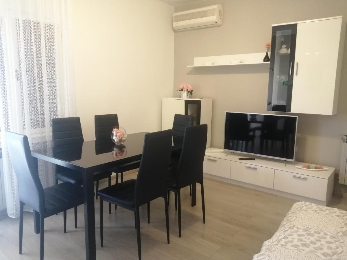 Apartment Vera, 80 M From The Sea Novigrad Istria Eksteriør bilde