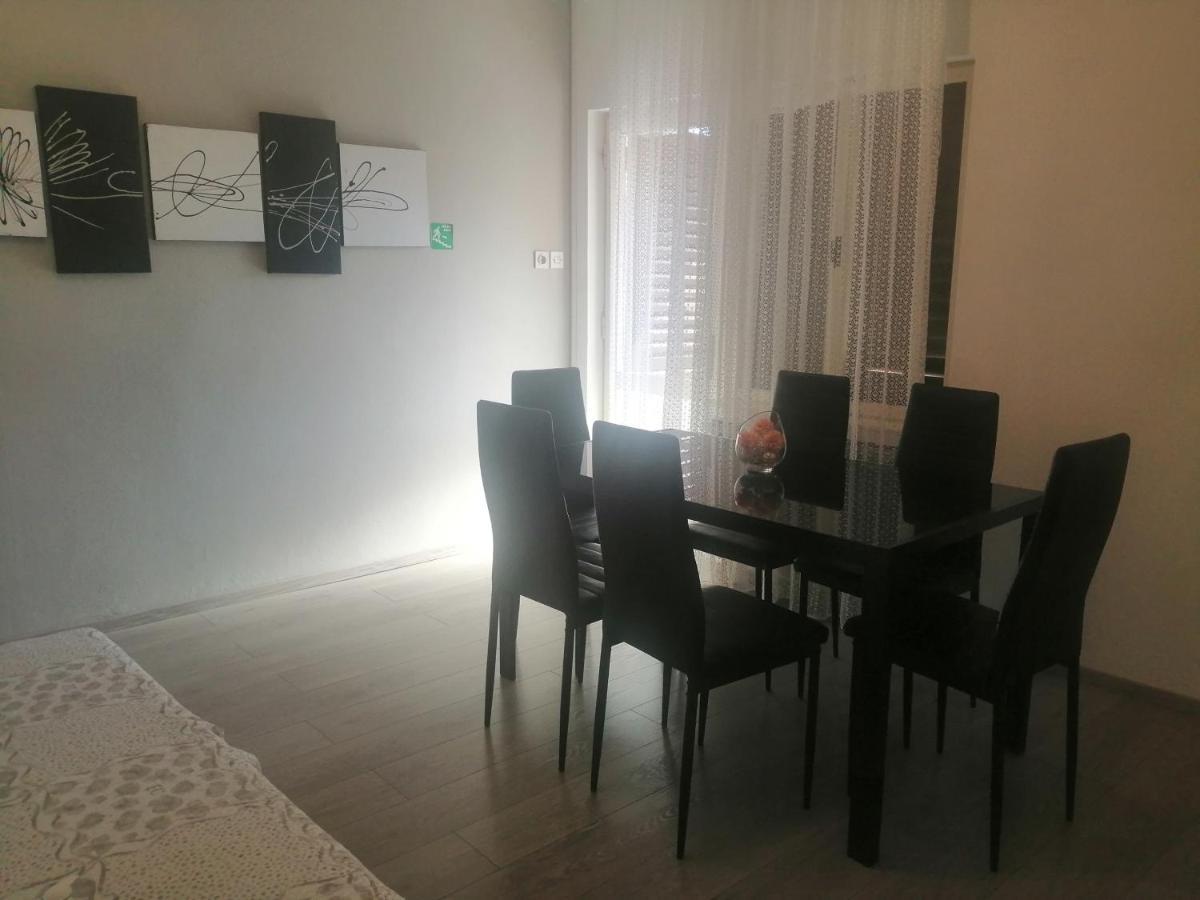 Apartment Vera, 80 M From The Sea Novigrad Istria Eksteriør bilde