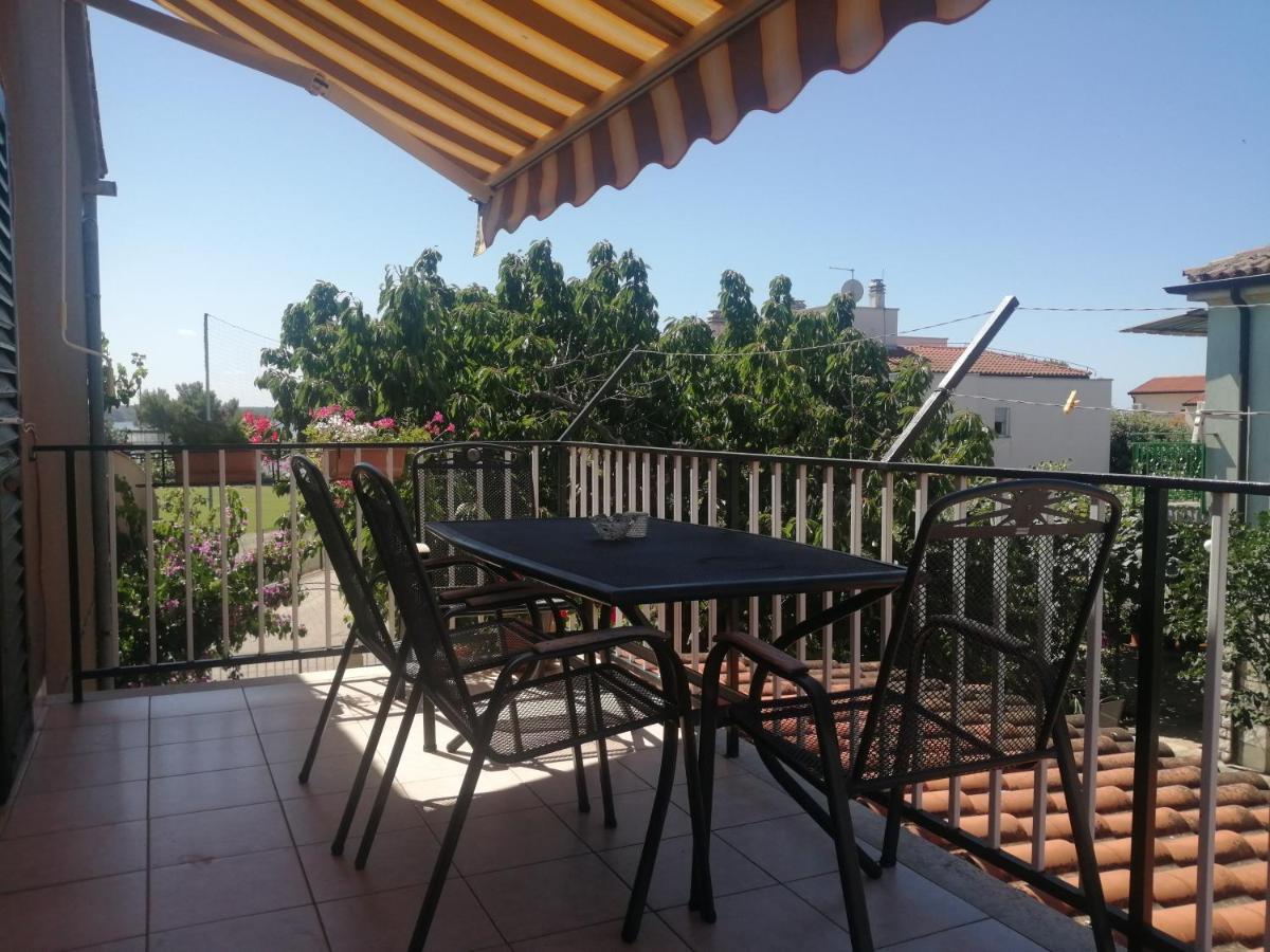 Apartment Vera, 80 M From The Sea Novigrad Istria Eksteriør bilde
