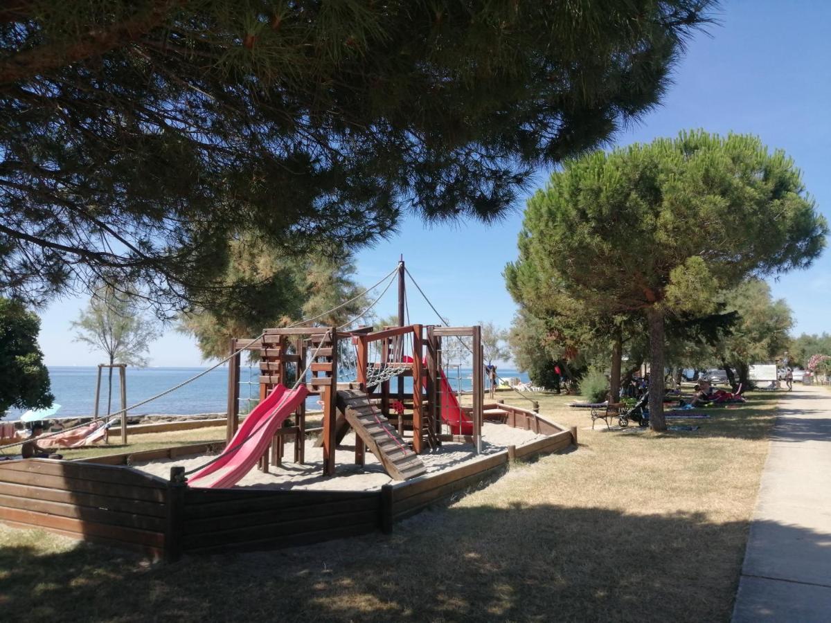 Apartment Vera, 80 M From The Sea Novigrad Istria Eksteriør bilde